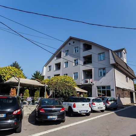 Apartments Singidunum 4 Lux Belgrado Buitenkant foto
