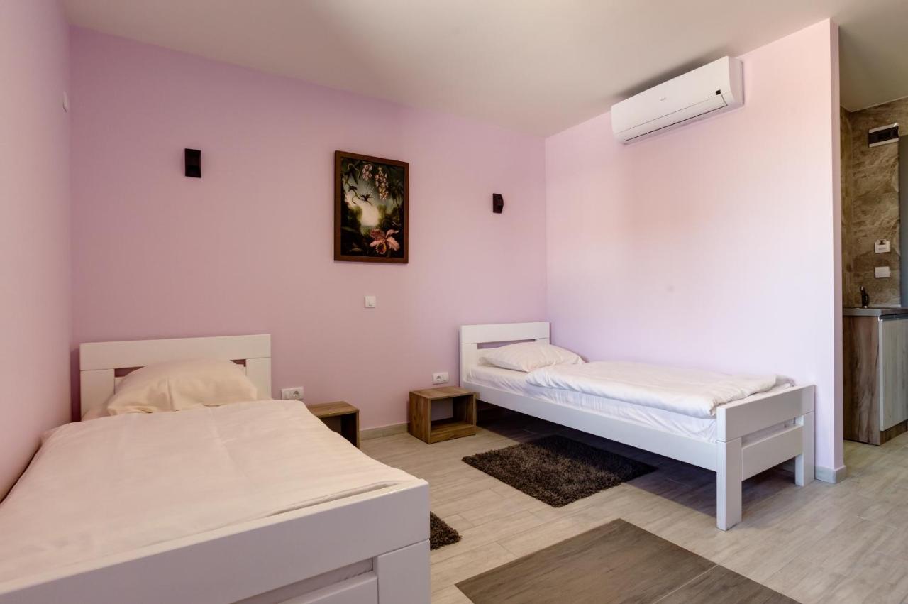 Apartments Singidunum 4 Lux Belgrado Buitenkant foto