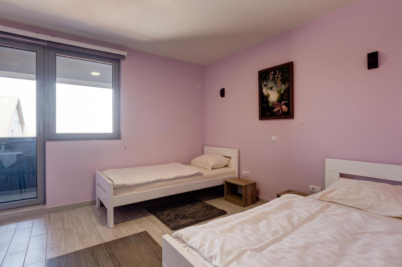 Apartments Singidunum 4 Lux Belgrado Buitenkant foto